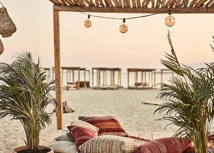 Naxian On The (adults Only) Szálloda 3*